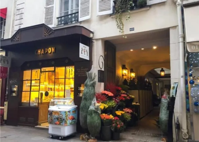 Apartment Romantic Loft Rue Du Bac Paris